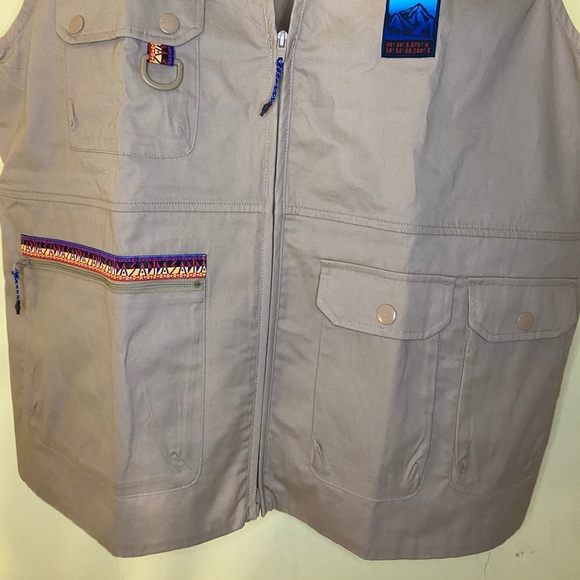 Adidas Vest - Picture 4 of 10